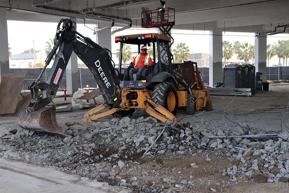 Concrete Removal: Effortless Disposal by Experts in Simcoe Concrete Removal: Effortless Disposal by Experts in Simcoe